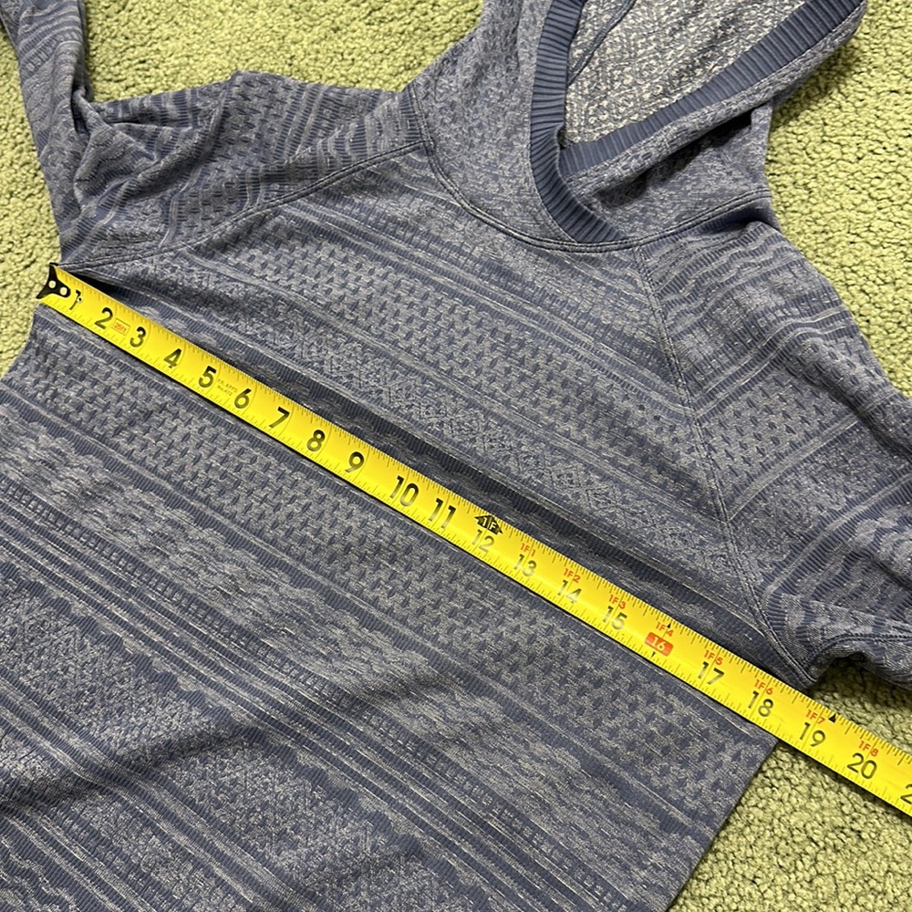 Rare Patterned Lululemon Lightweight Pullover Hoo… - image 4